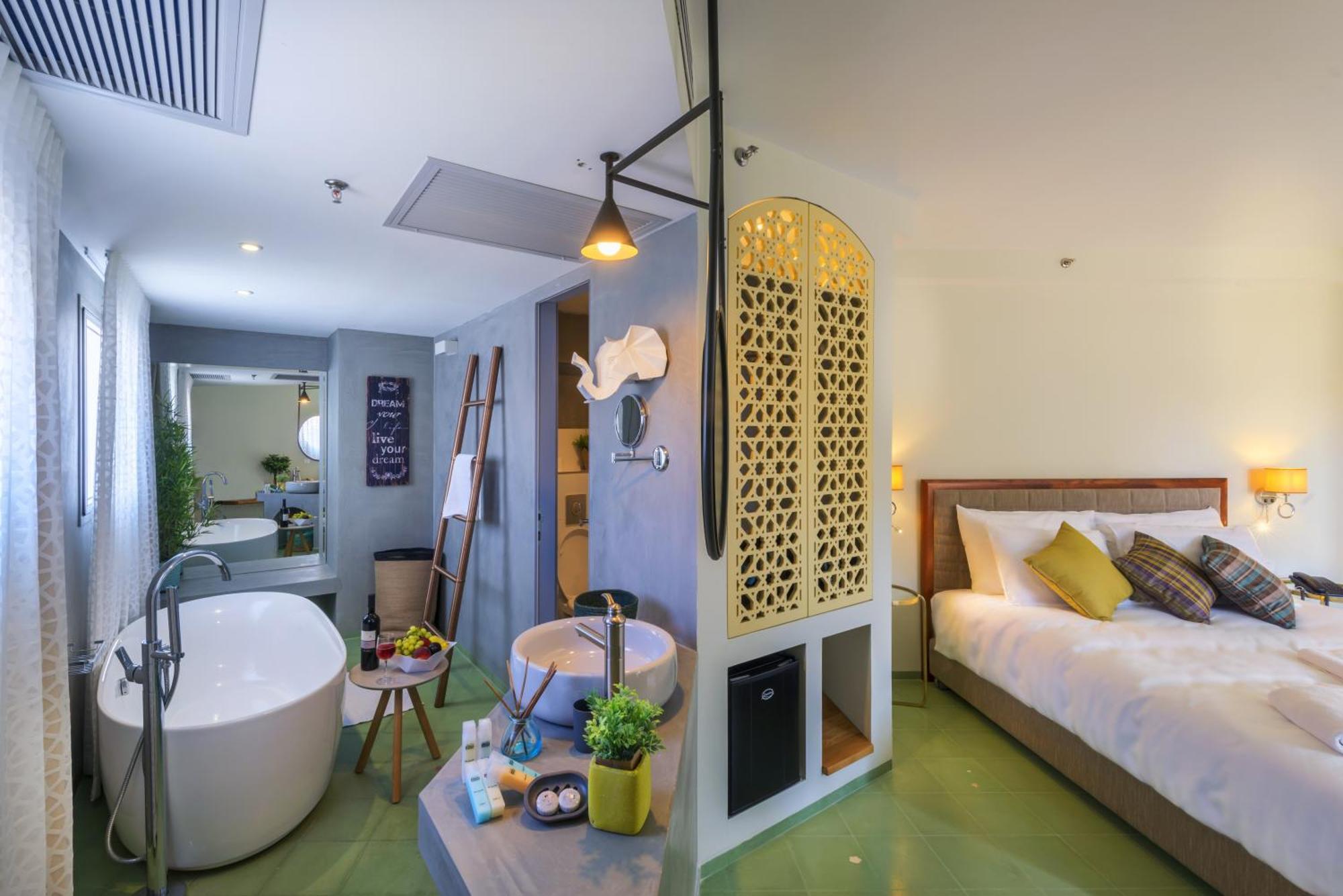 Deluxe Room Balcony
