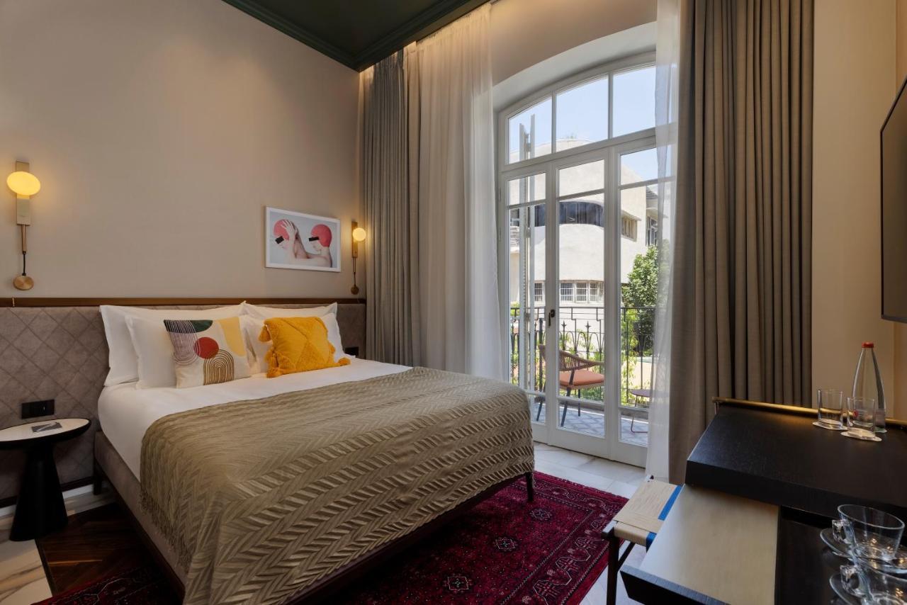Das Deluxe Zimmer verfügt über einen Balkon